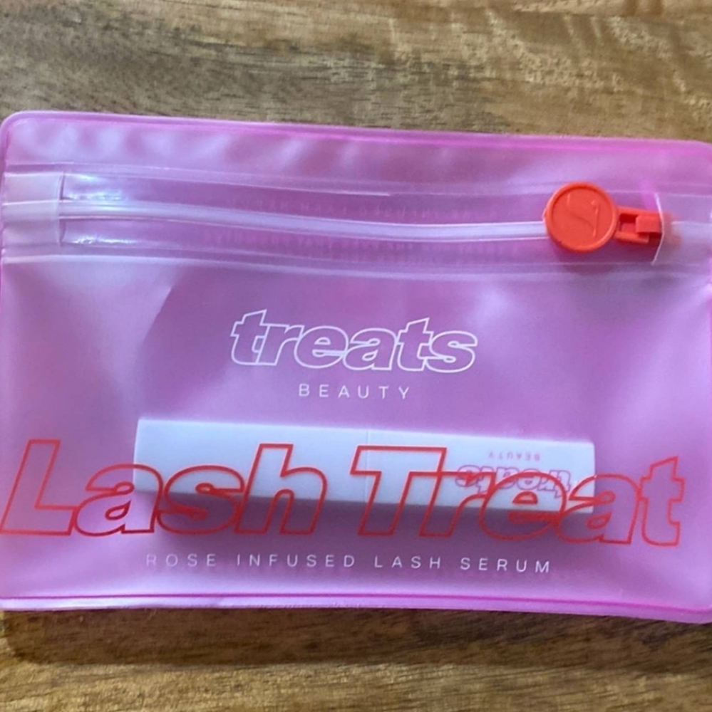 Lash treatment
